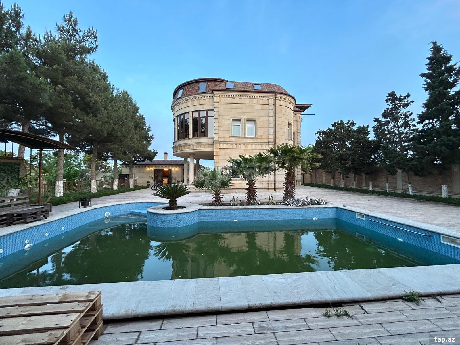 Bağ evi, Mərdəkan qəs. (3)
