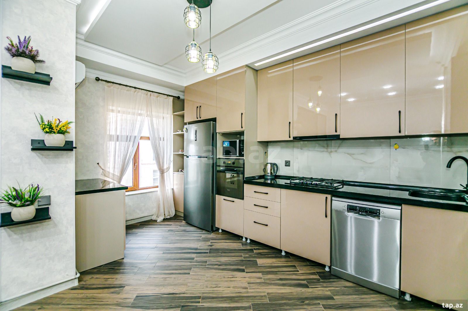 7-otaqlı yeni tikili, Bayıl qəs., 210 m² (5)