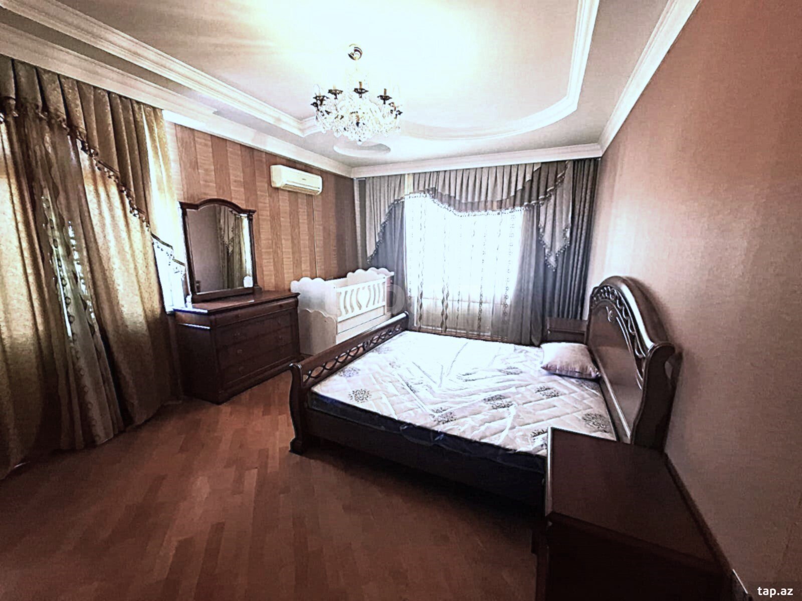 4-otaqlı yeni tikili, Təbriz küç., 150 m² (3)
