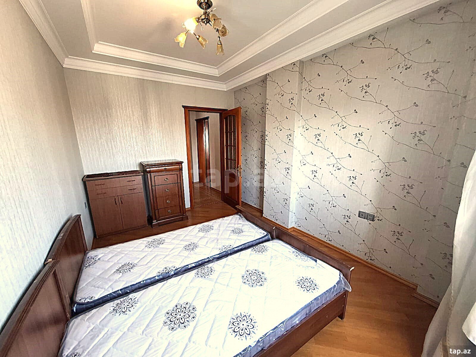 4-otaqlı yeni tikili, Təbriz küç., 150 m² (5)