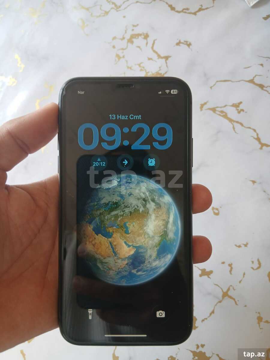 Apple iPhone 11 Black 128GB/4GB (3)