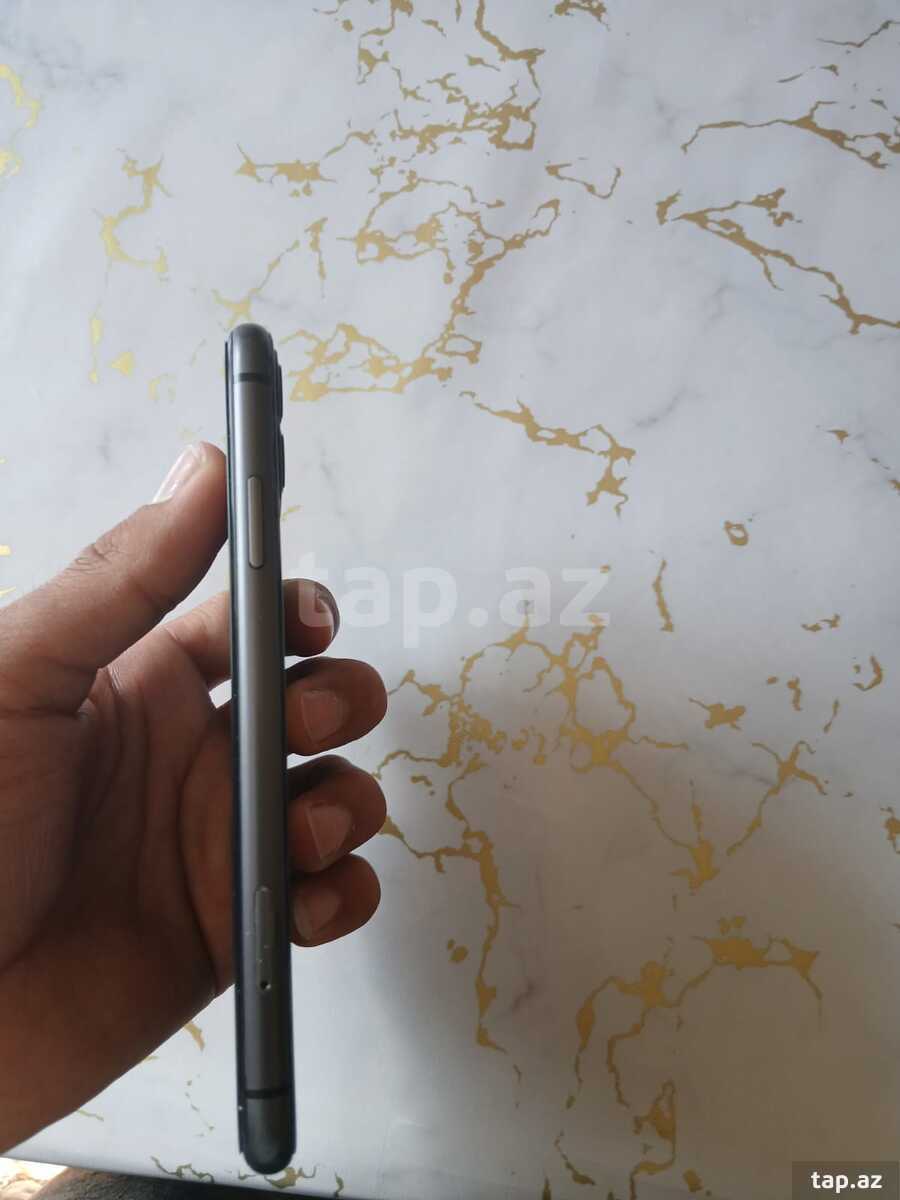 Apple iPhone 11 Black 128GB/4GB (6)