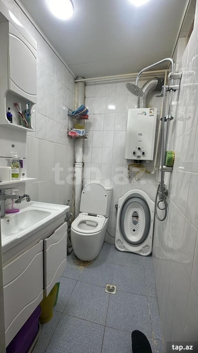 3-otaqlı mənzil, Elmlər Akademiyası m., 55 m²