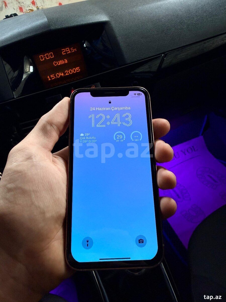Apple iPhone X Silver 64GB/3GB (3)
