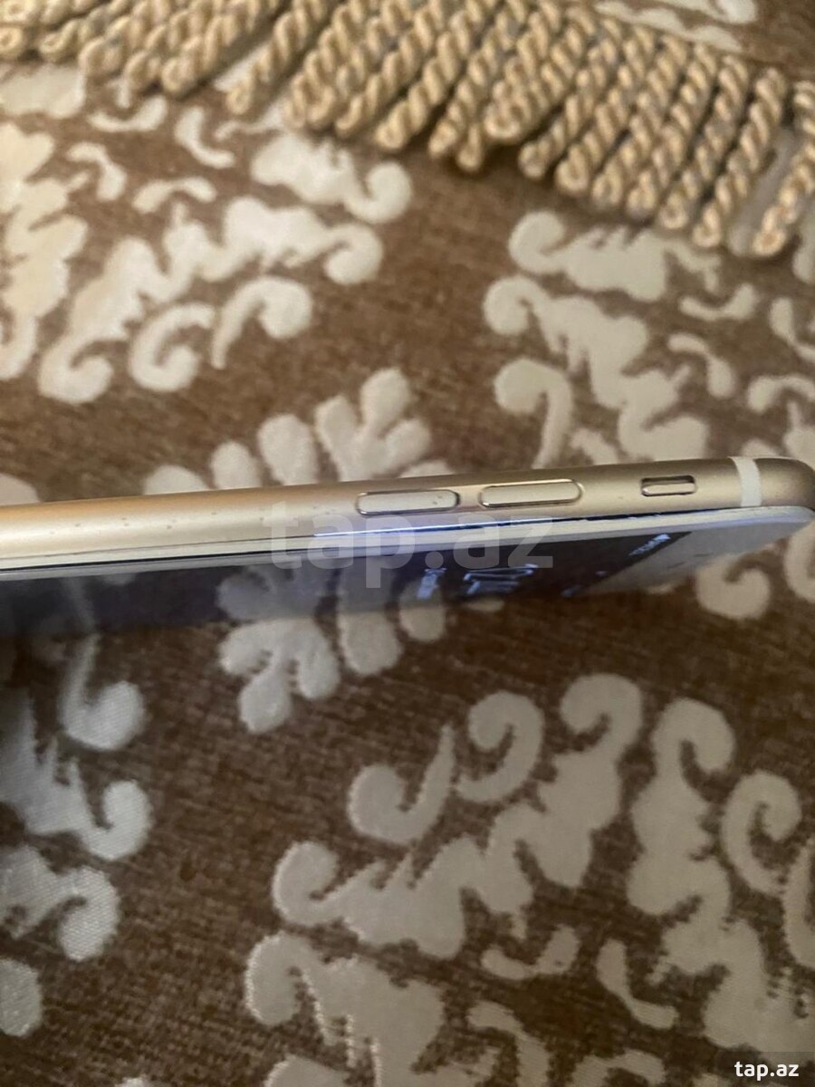 Apple iPhone 6 Gold 64GB (2)