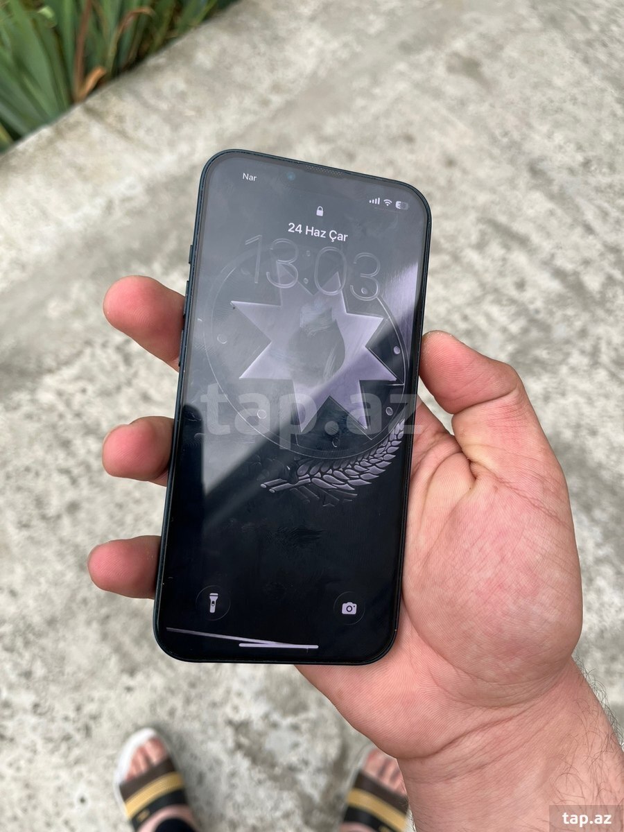 Apple iPhone 13 Midnight 128GB/4GB (2)