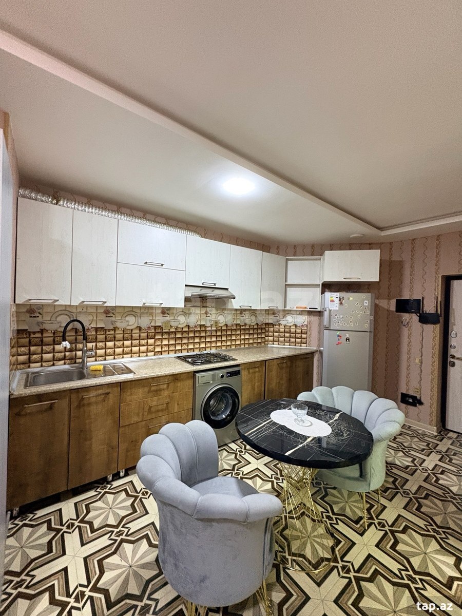3-otaqlı yeni tikili kirayə verilir, 8 Noyabr m., 120 m² (9)