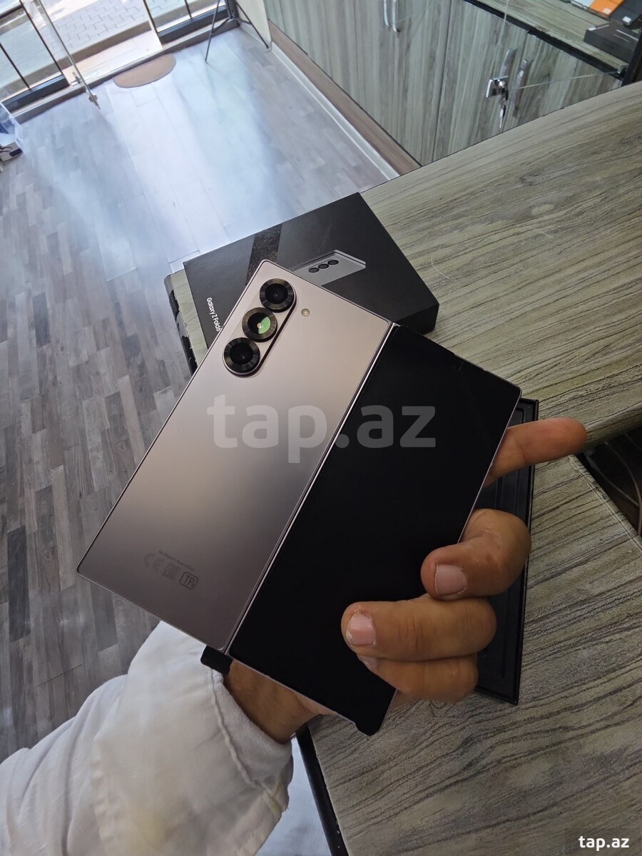 Samsung Galaxy Z Fold 6 Silver Shadow 256GB/12GB (2)