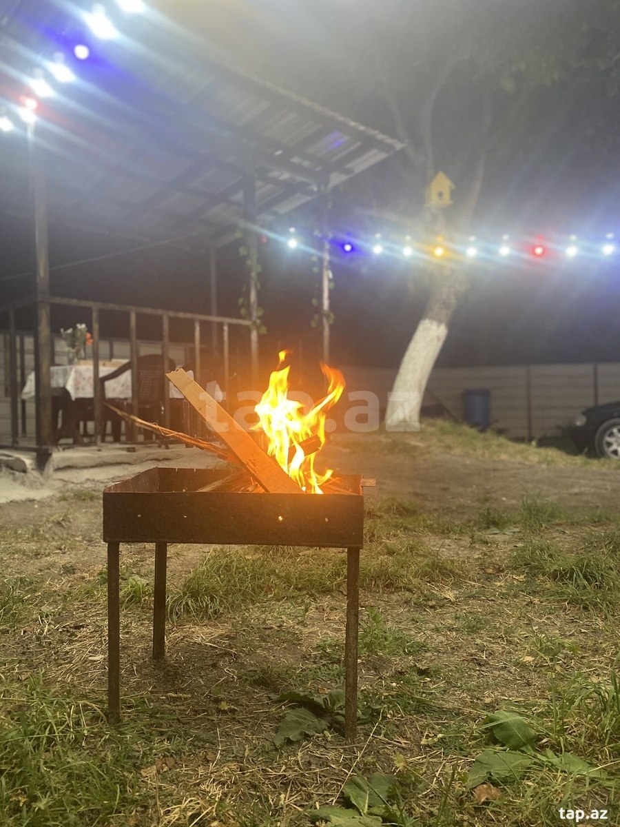 Bağ evi kirayə verilir, Həmzəli kəndi
