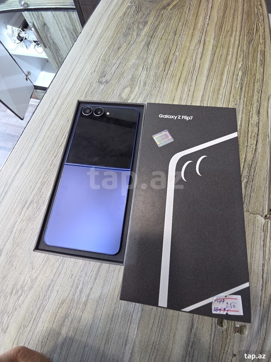 Samsung Galaxy Z Flip 7 Blue Shadow 256GB/12GB