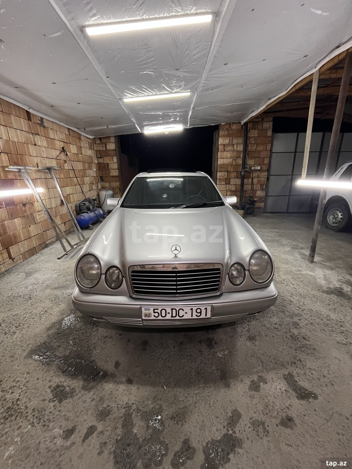 Mercedes E 230, 1996 il (5)