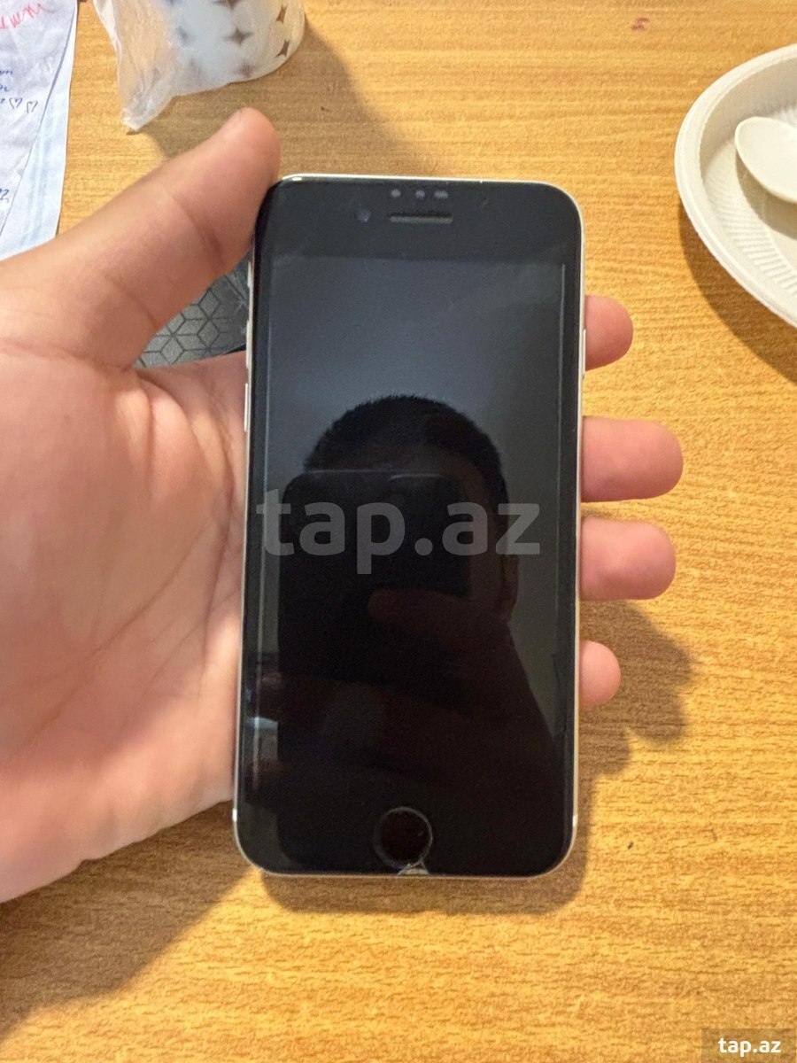 Apple iPhone SE (2020) White 64GB/3GB