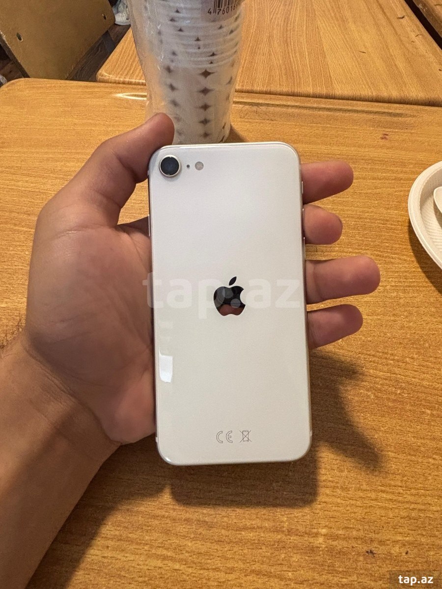Apple iPhone SE (2020) White 64GB/3GB (2)