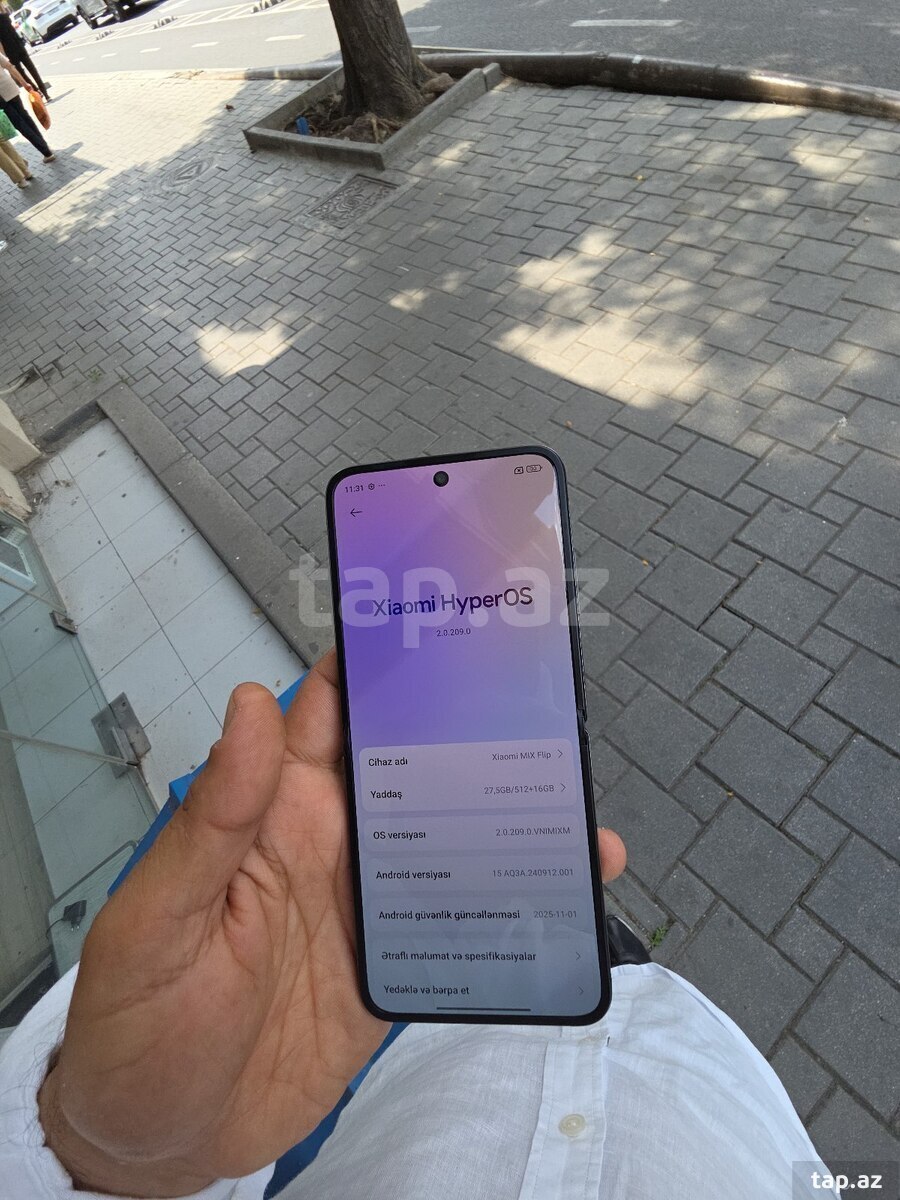 Xiaomi MIX Flip Black 512GB/12GB (2)