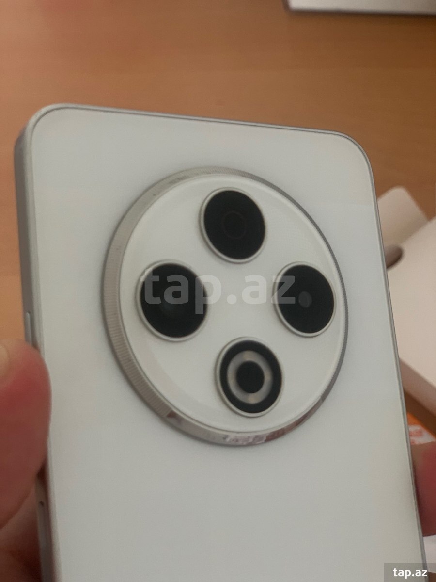Tecno Spark 30 Astral Ice 256GB/8GB (7)
