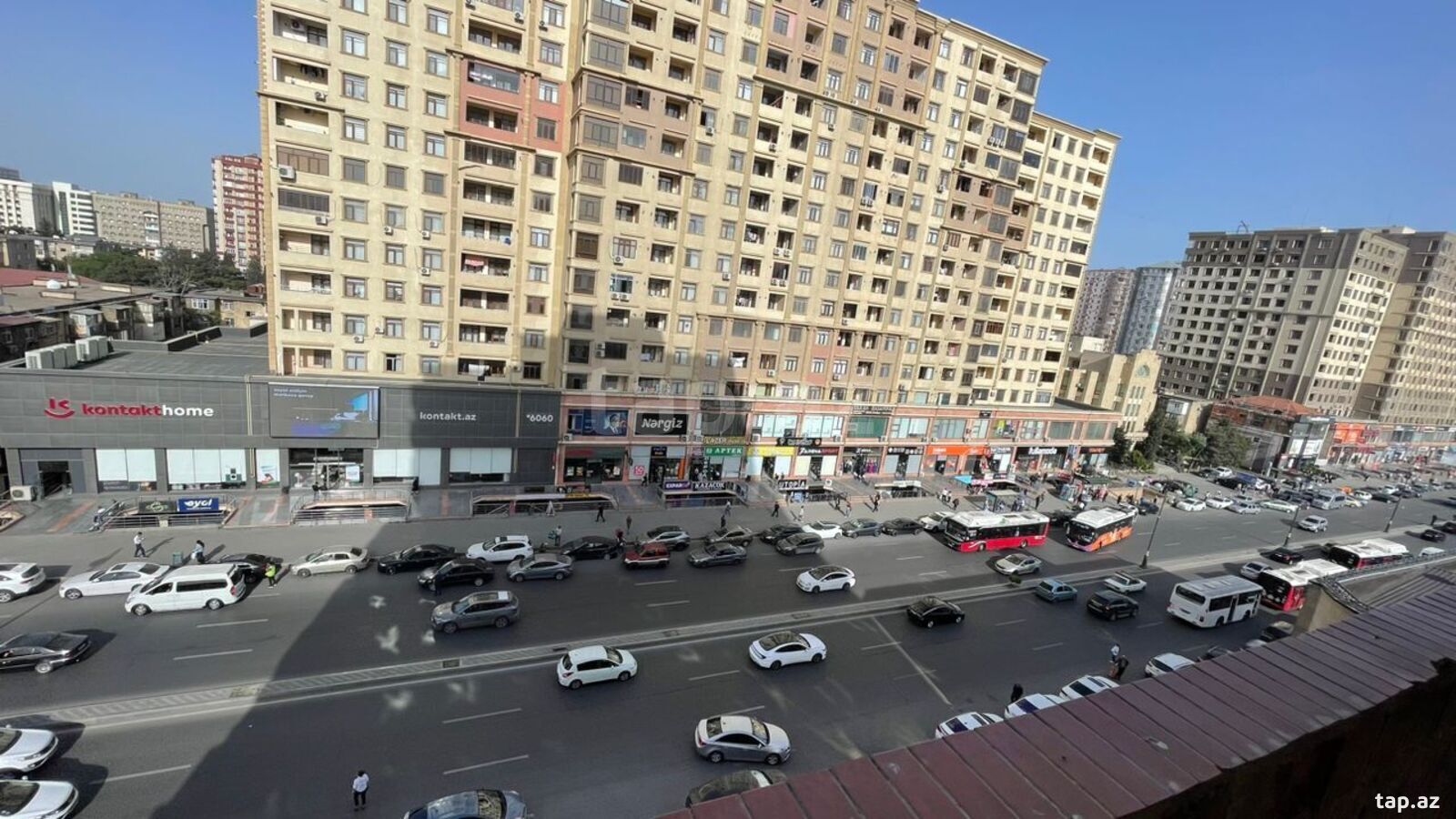3-otaqlı yeni tikili, İnşaatçılar m., 142 m² (2)