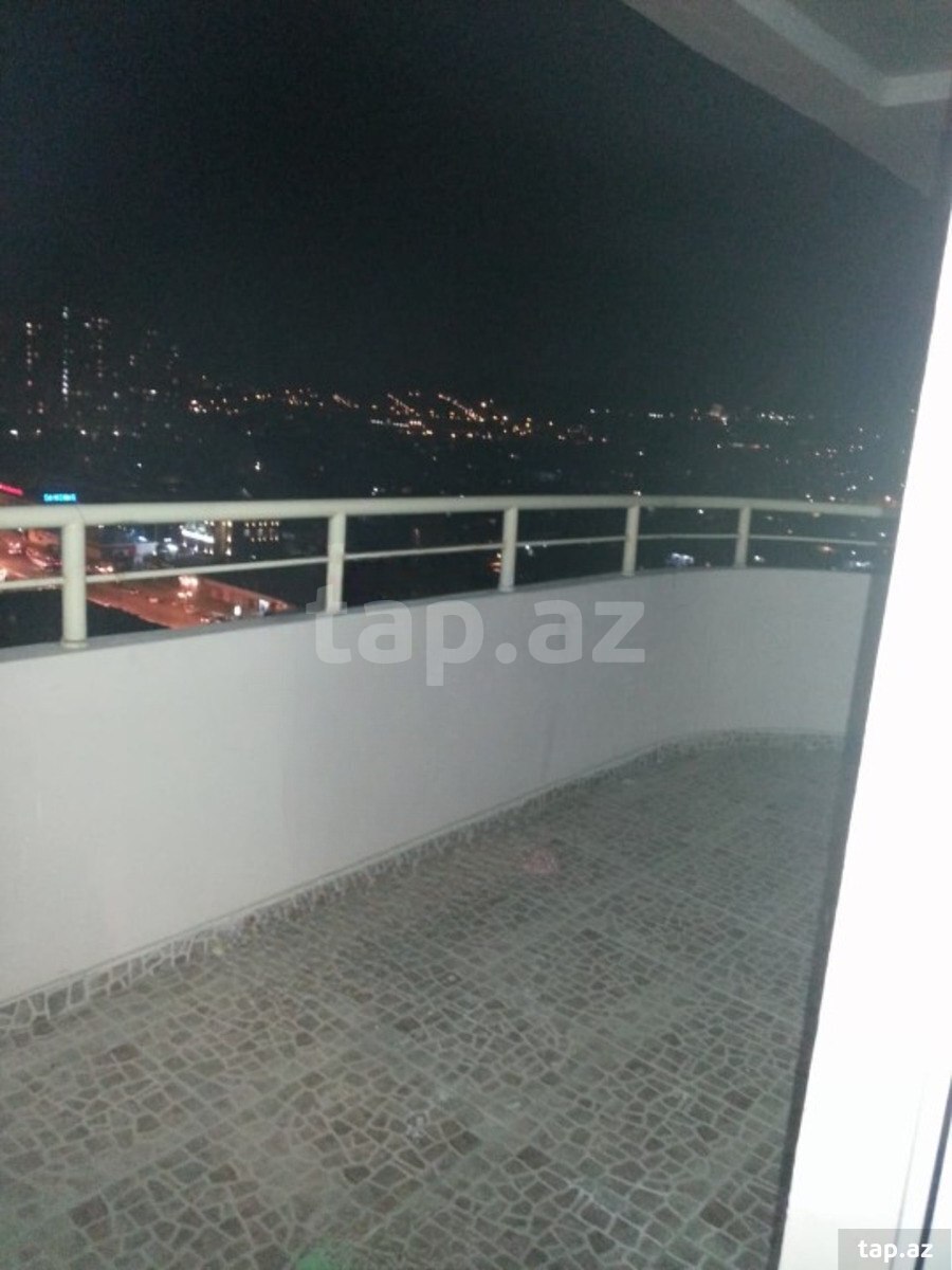 3-otaqlı yeni tikili, İnşaatçılar m., 142 m² (17)