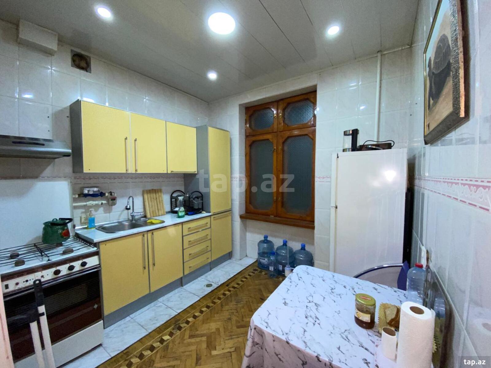 Ofis icarəyə verilir, Süleyman Rüstəm küç. (11)