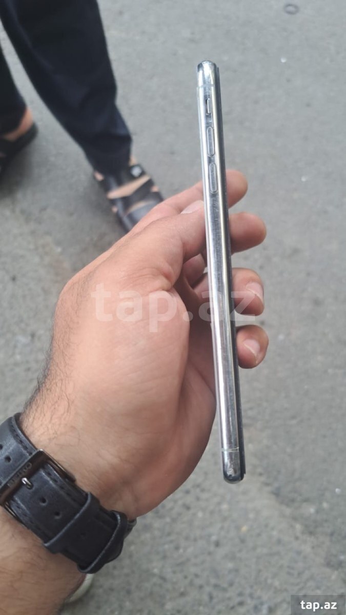 Apple iPhone XS Max Silver 256GB/4GB (6)