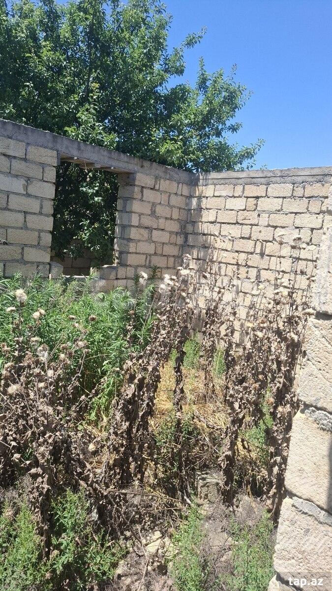 Həyət evi, Siyəzən r. (2)