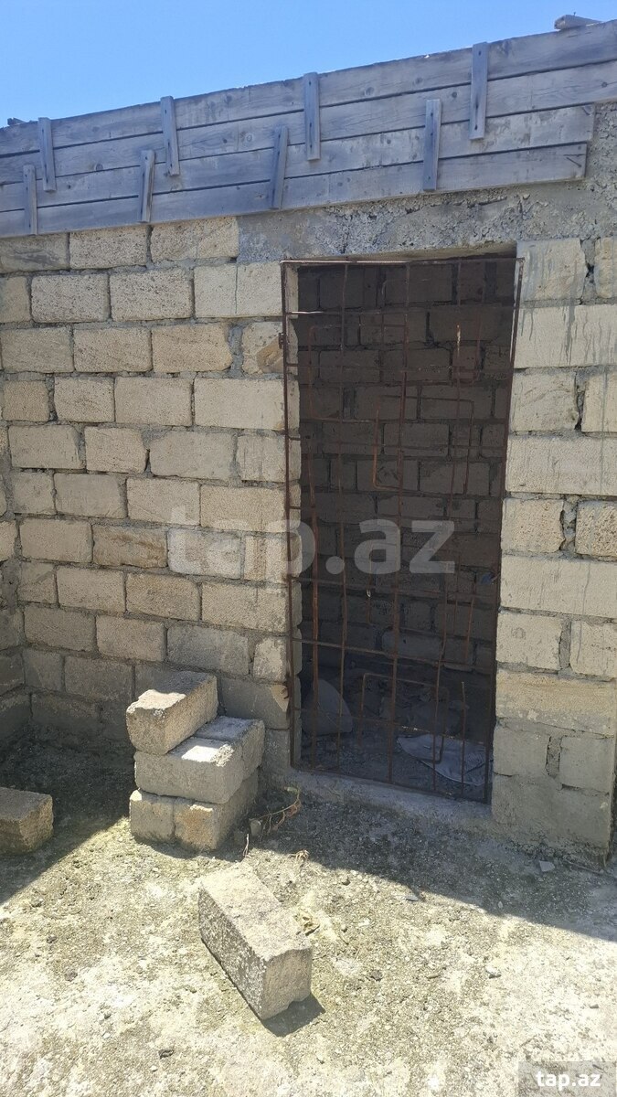 Həyət evi, Siyəzən r. (3)