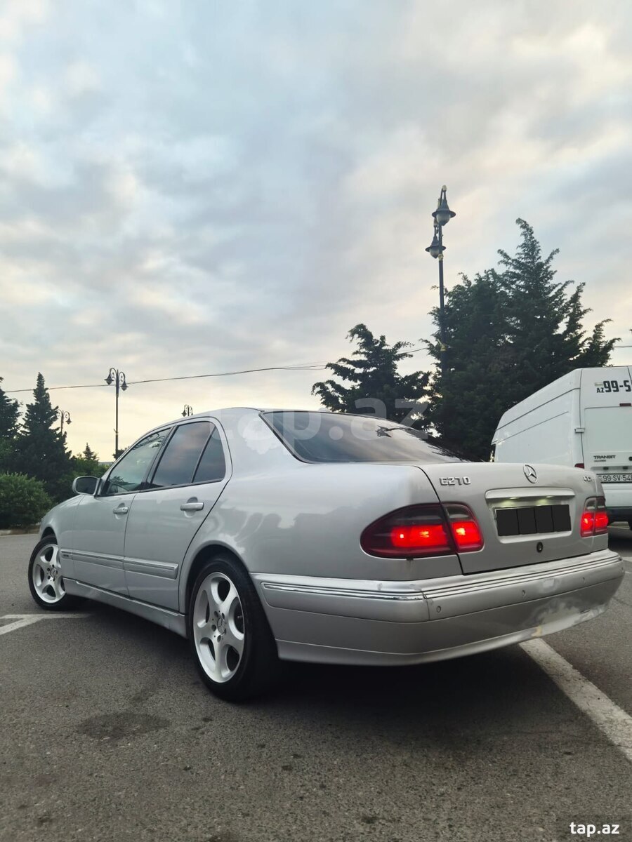 Mercedes E 270, 2001 il (7)