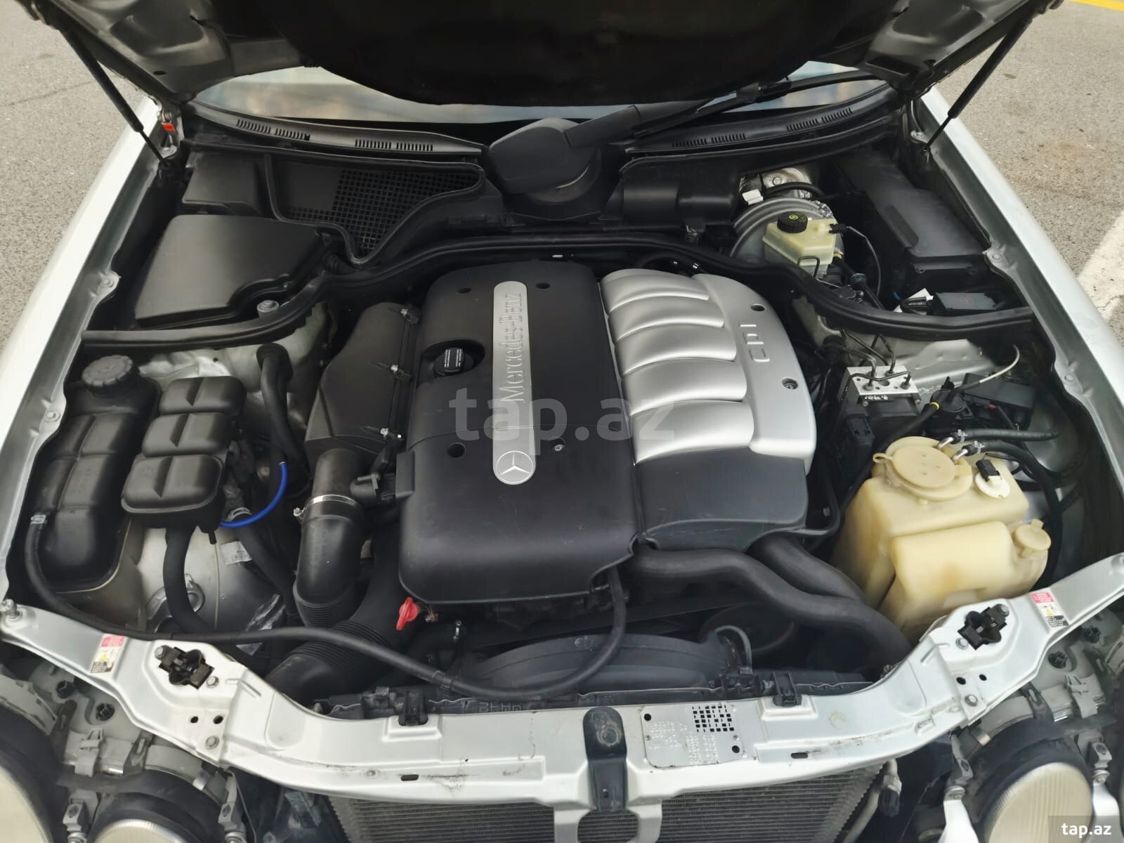 Mercedes E 270, 2001 il (10)
