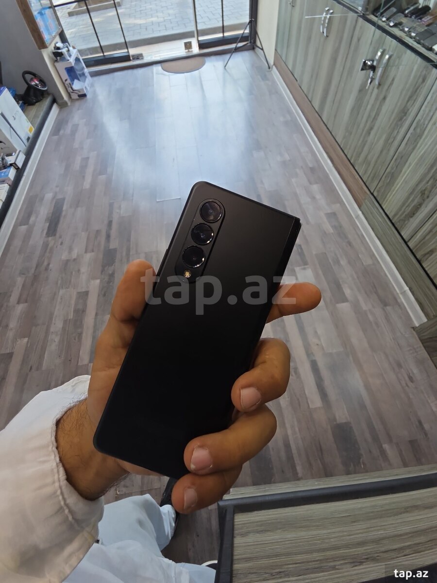 Samsung Galaxy Z Fold 3 5G Phantom Black 256GB/12GB (2)