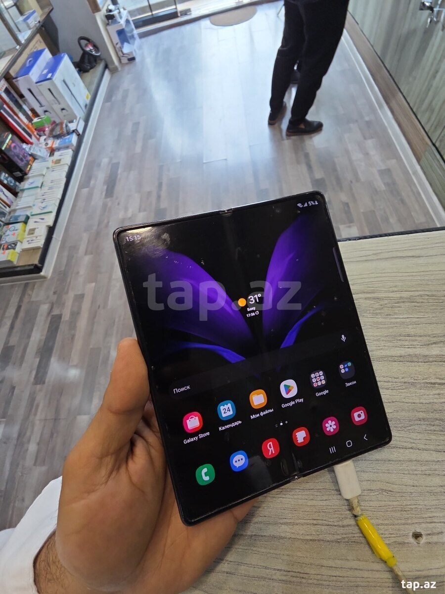 Samsung Galaxy Z Fold 3 5G Phantom Black 256GB/12GB (2)