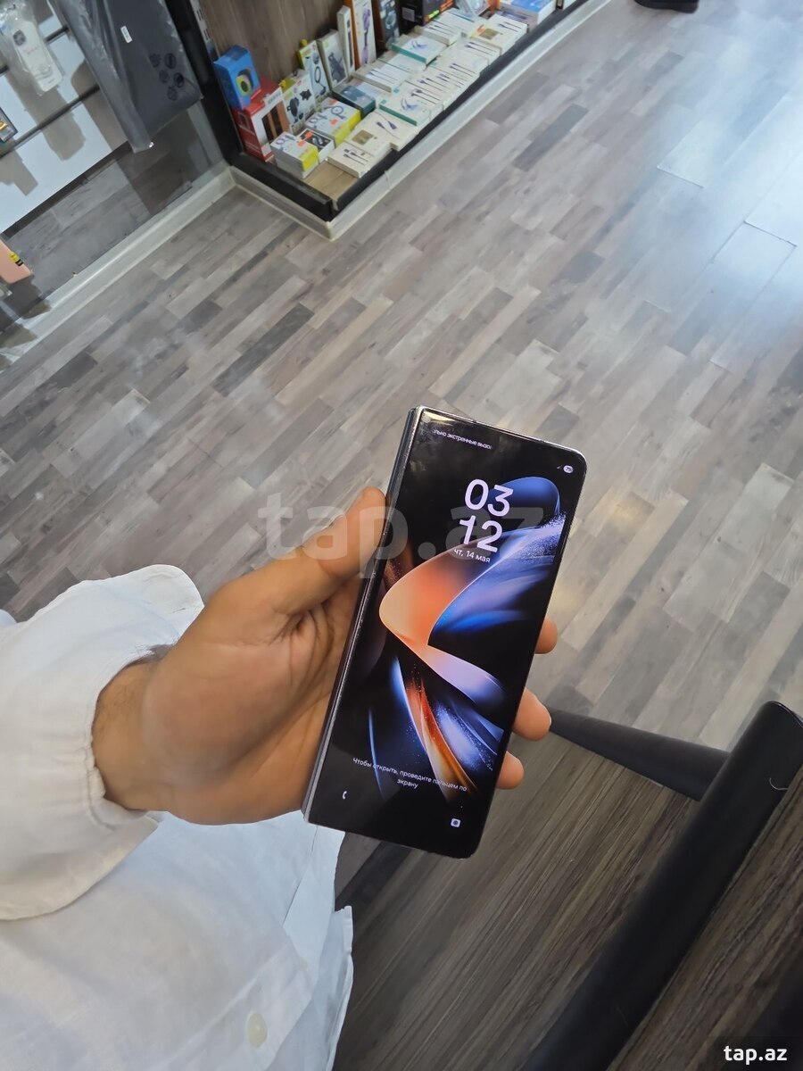 Samsung Galaxy Z Fold 4 Phantom Black 256GB/12GB