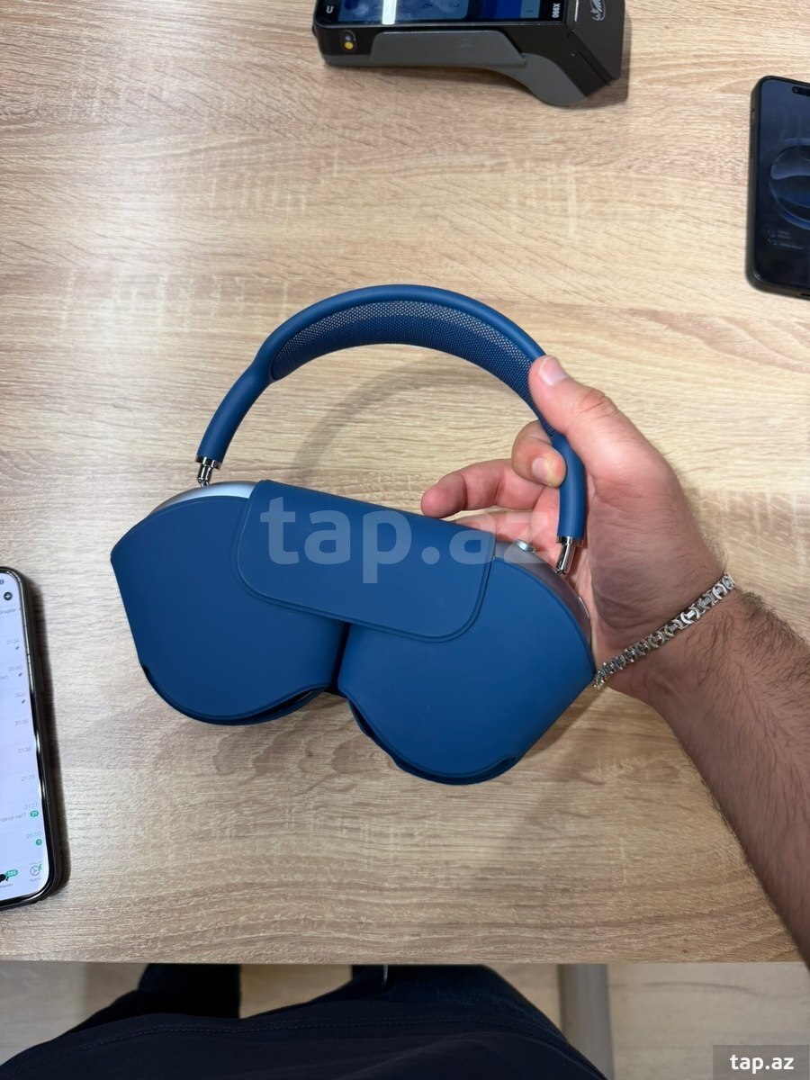 AirPods Max Blue  (6)
