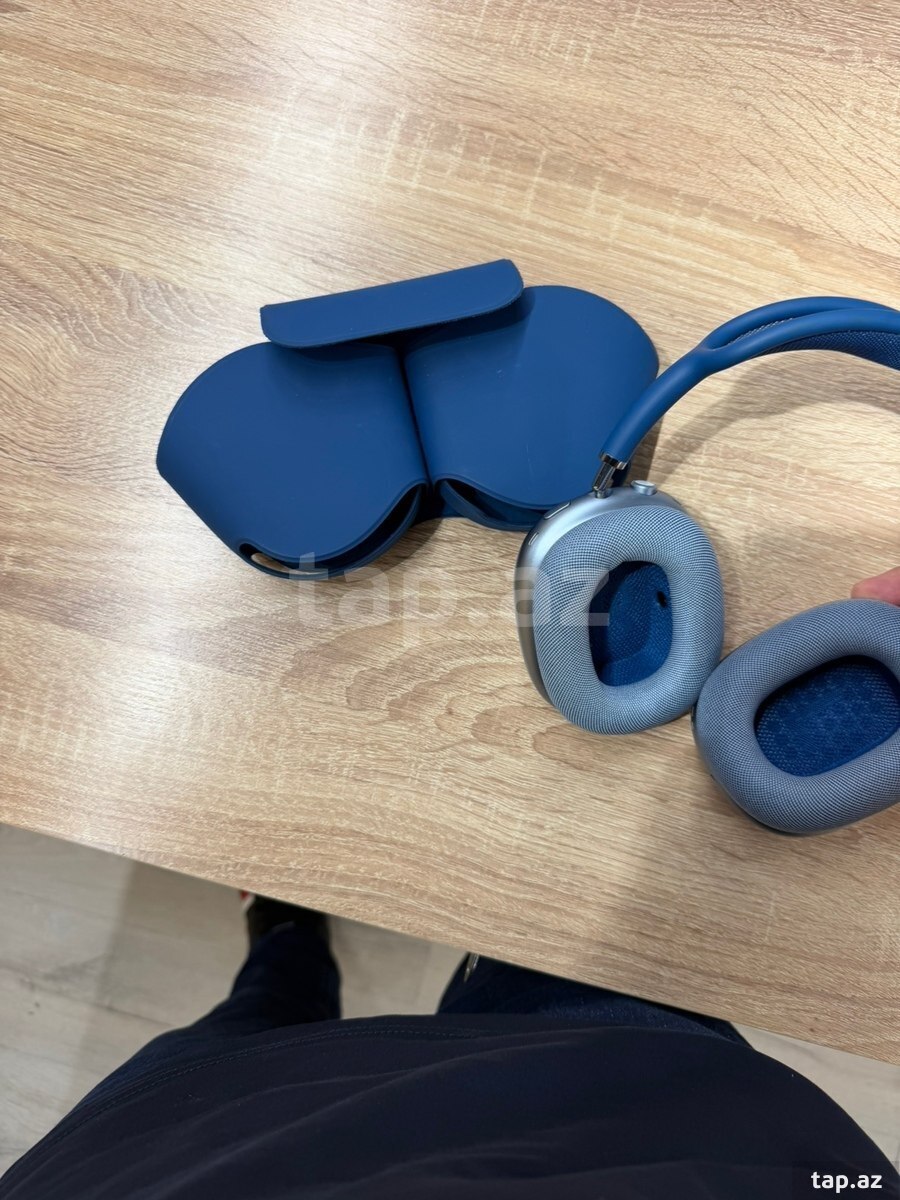 AirPods Max Blue  (4)