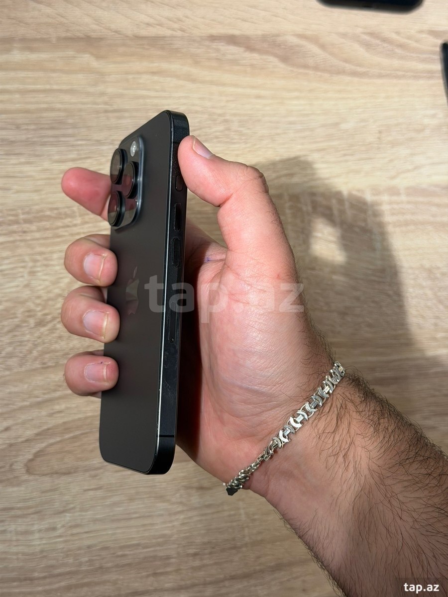 Apple iPhone 15 Pro Black Titanium 256GB/8GB (6)