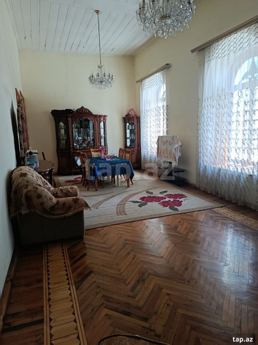 Həyət evi, Gəncə ş. (8)