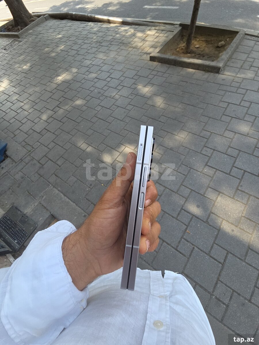 Samsung Galaxy Z Fold 6 Black 256GB/12GB (3)
