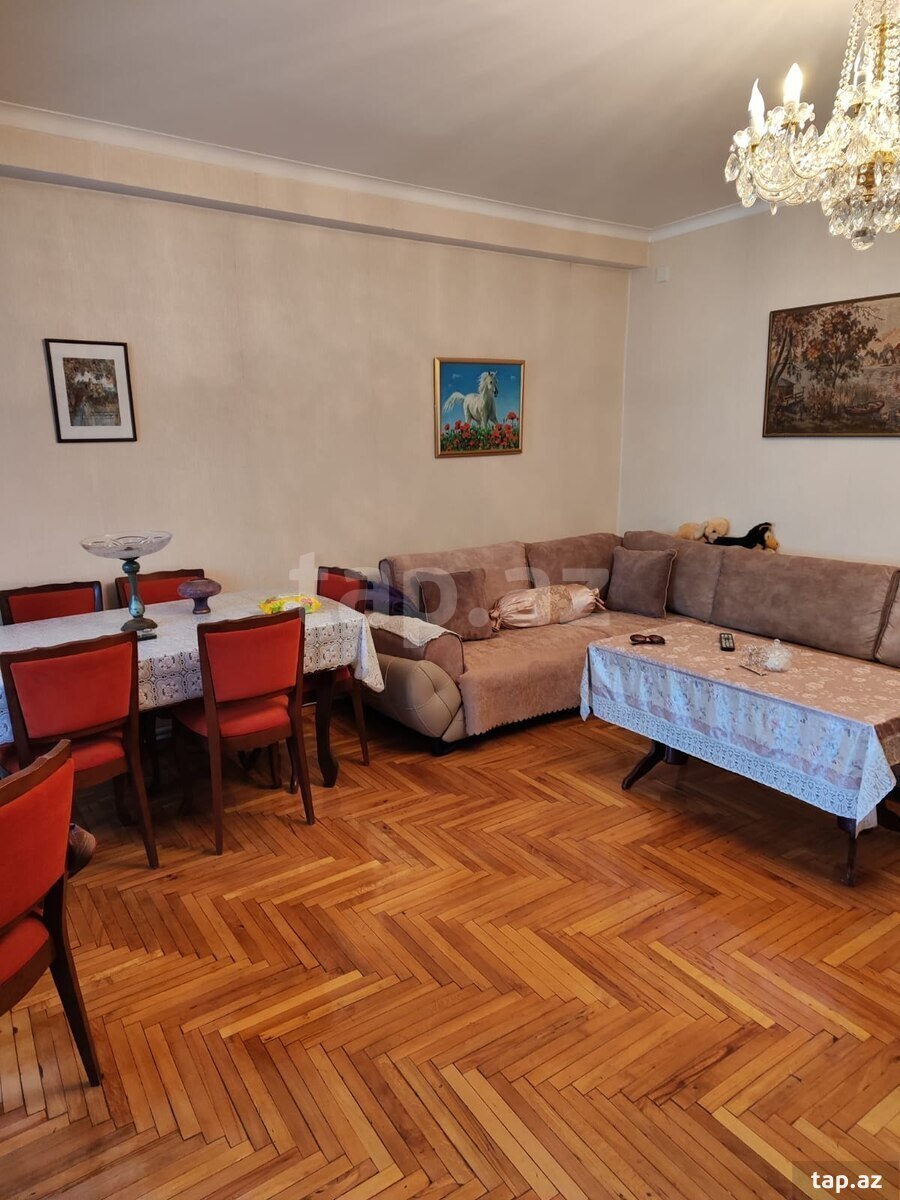 2-otaqlı mənzil kirayə verilir, 28 May küç., 70 m² (3)