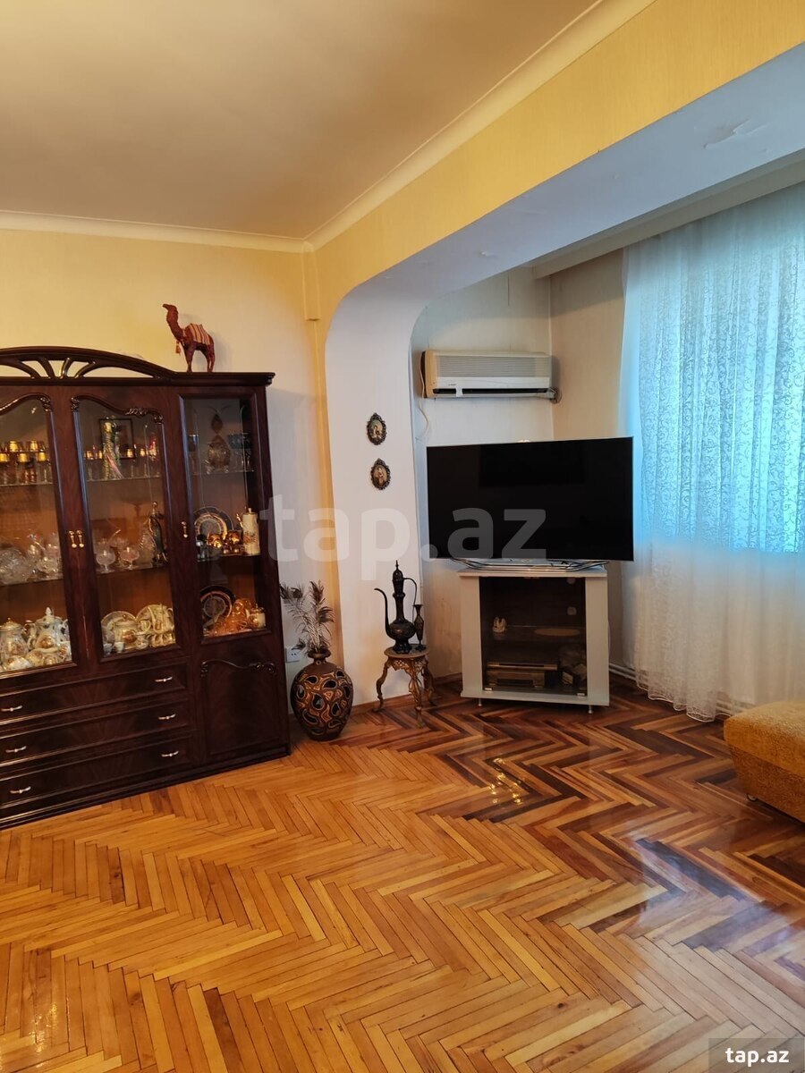 2-otaqlı mənzil kirayə verilir, 28 May küç., 70 m² (4)