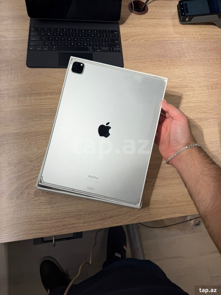 iPad Pro 12.9 M2 256GB Silver Celullar  (2)