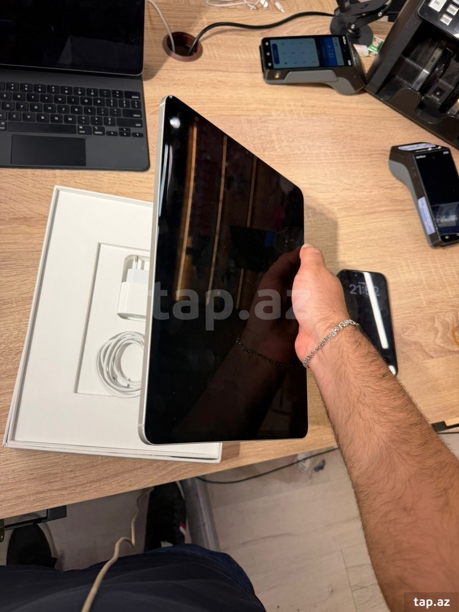 iPad Pro 12.9 M2 256GB Silver Celullar  (5)