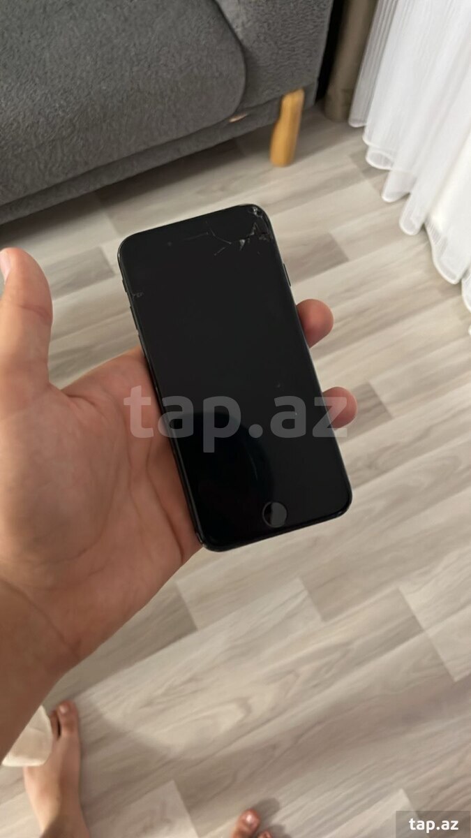 Apple iPhone 7 Black 32GB
