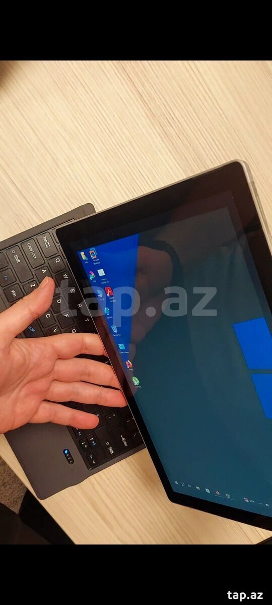 Microsoft Surface PRO 5  (10)
