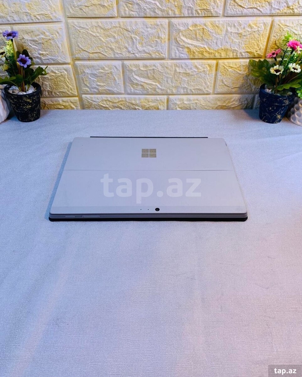 Microsoft Surface PRO 5  (8)