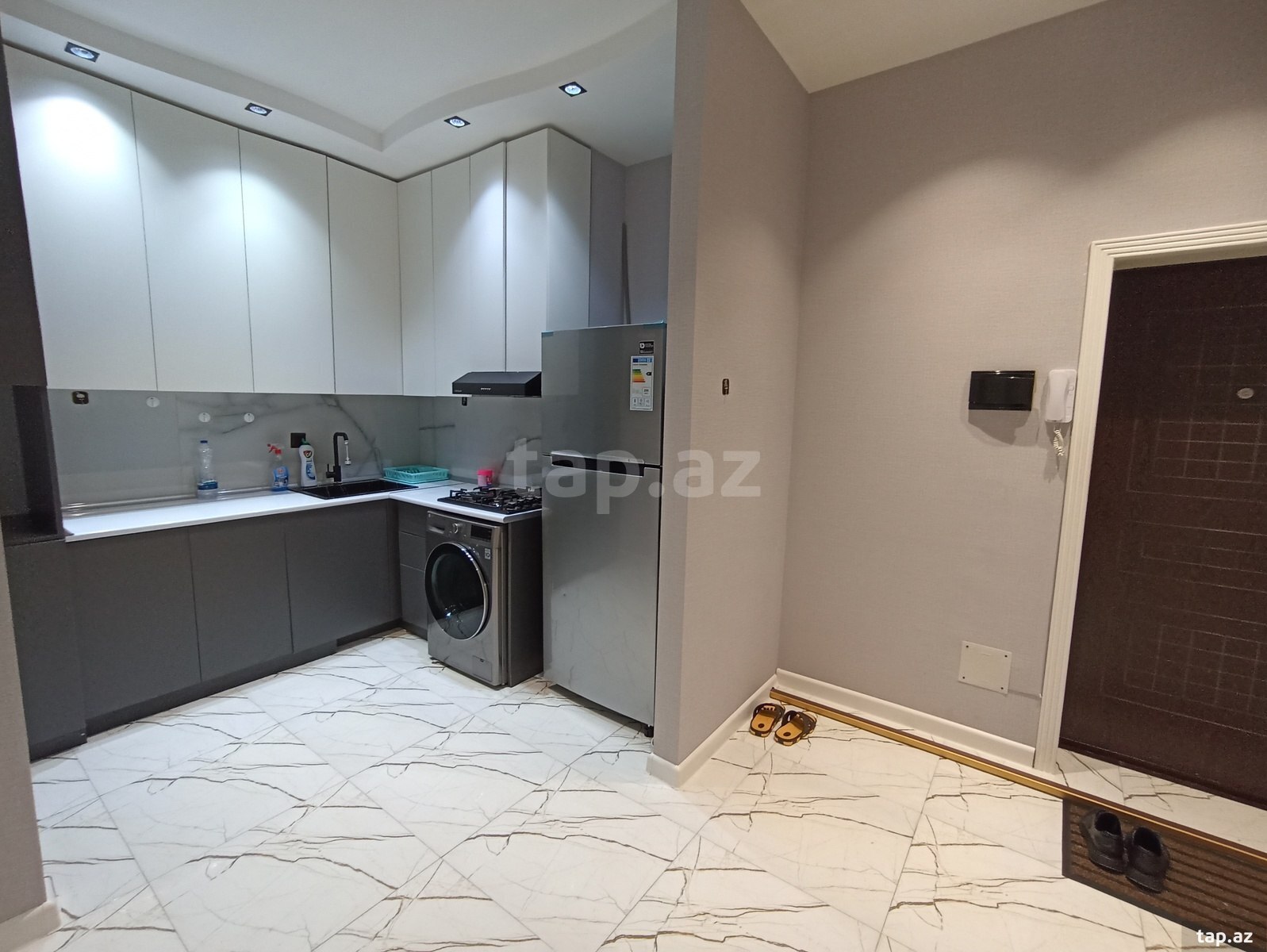 2-otaqlı yeni tikili kirayə verilir, Tələt Şıxaliyev küç., 65 m² (5)