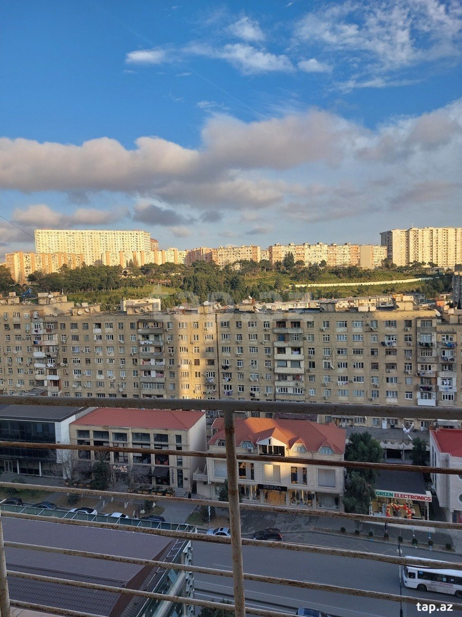 3-otaqlı yeni tikili kirayə verilir, Məhəmməd Hadi küç., 130 m² (24)