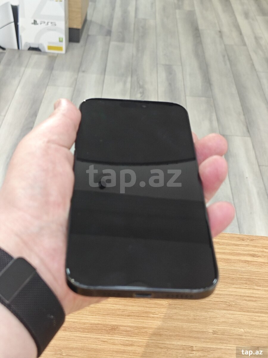 Apple iPhone 16 Pro Max Black Titanium 256GB/8GB (5)