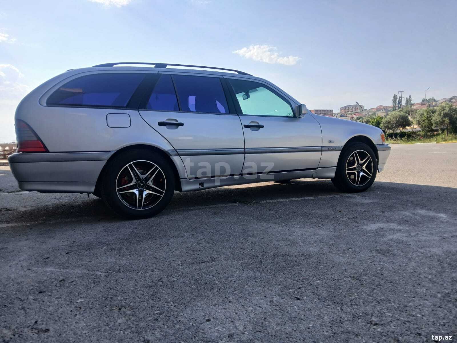 Mercedes 220 CE, 2000 il (6)