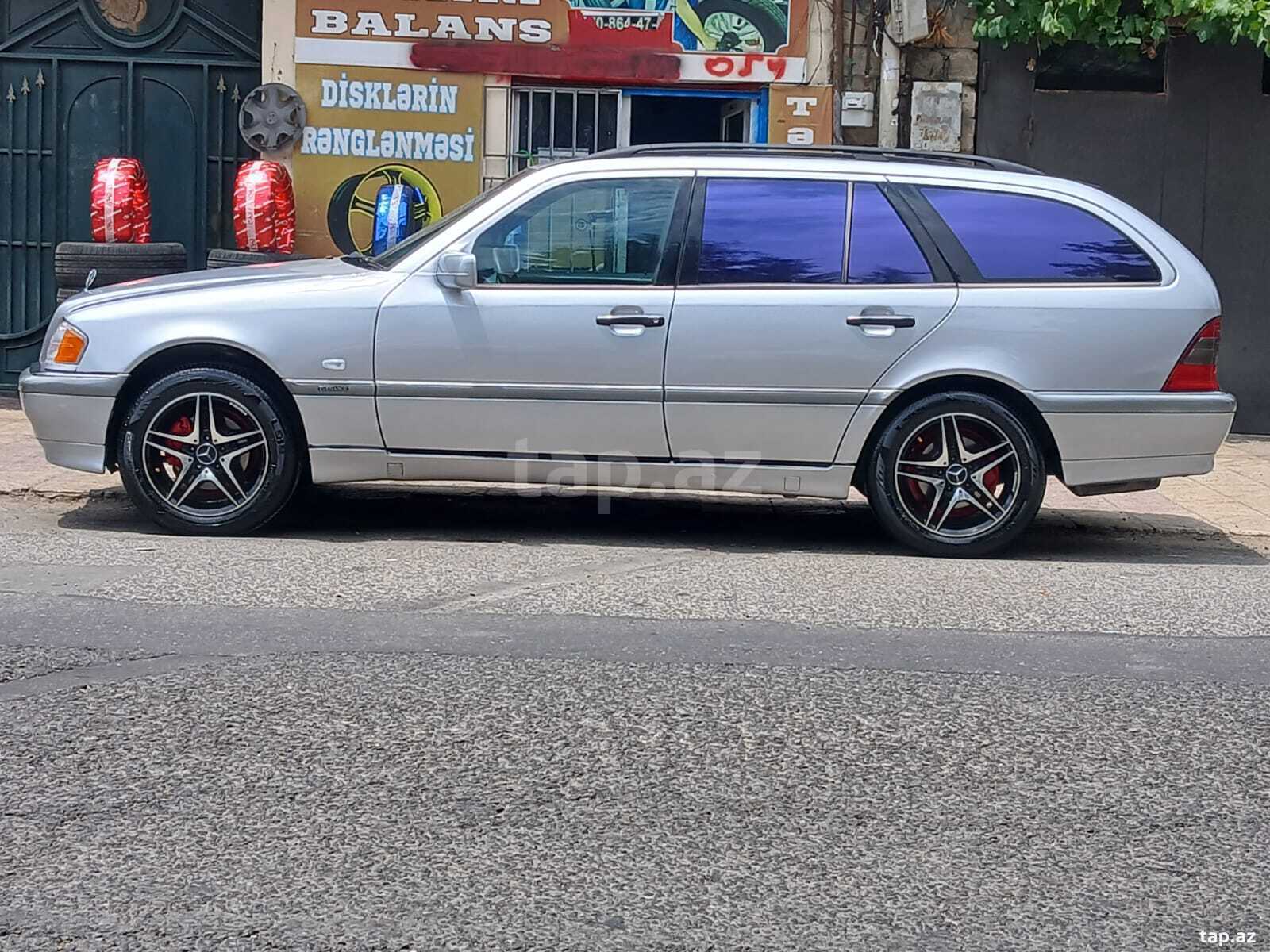 Mercedes 220 CE, 2000 il (14)