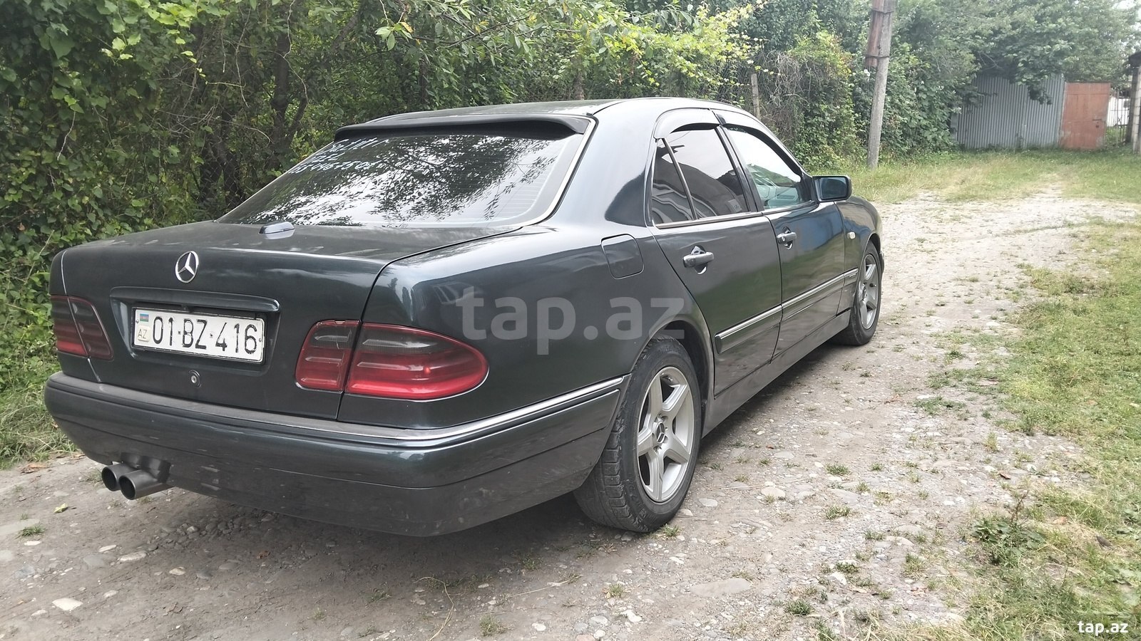 Mercedes E 300, 1995 il (4)