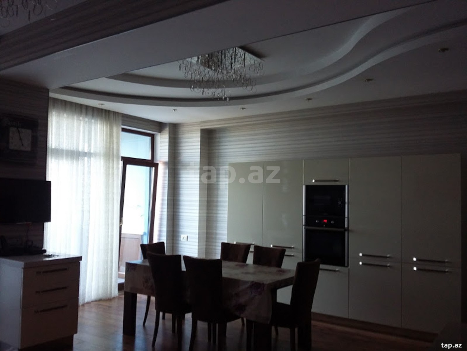 3-otaqlı yeni tikili, İzəddin Həsənoğlu küç., 170 m²
