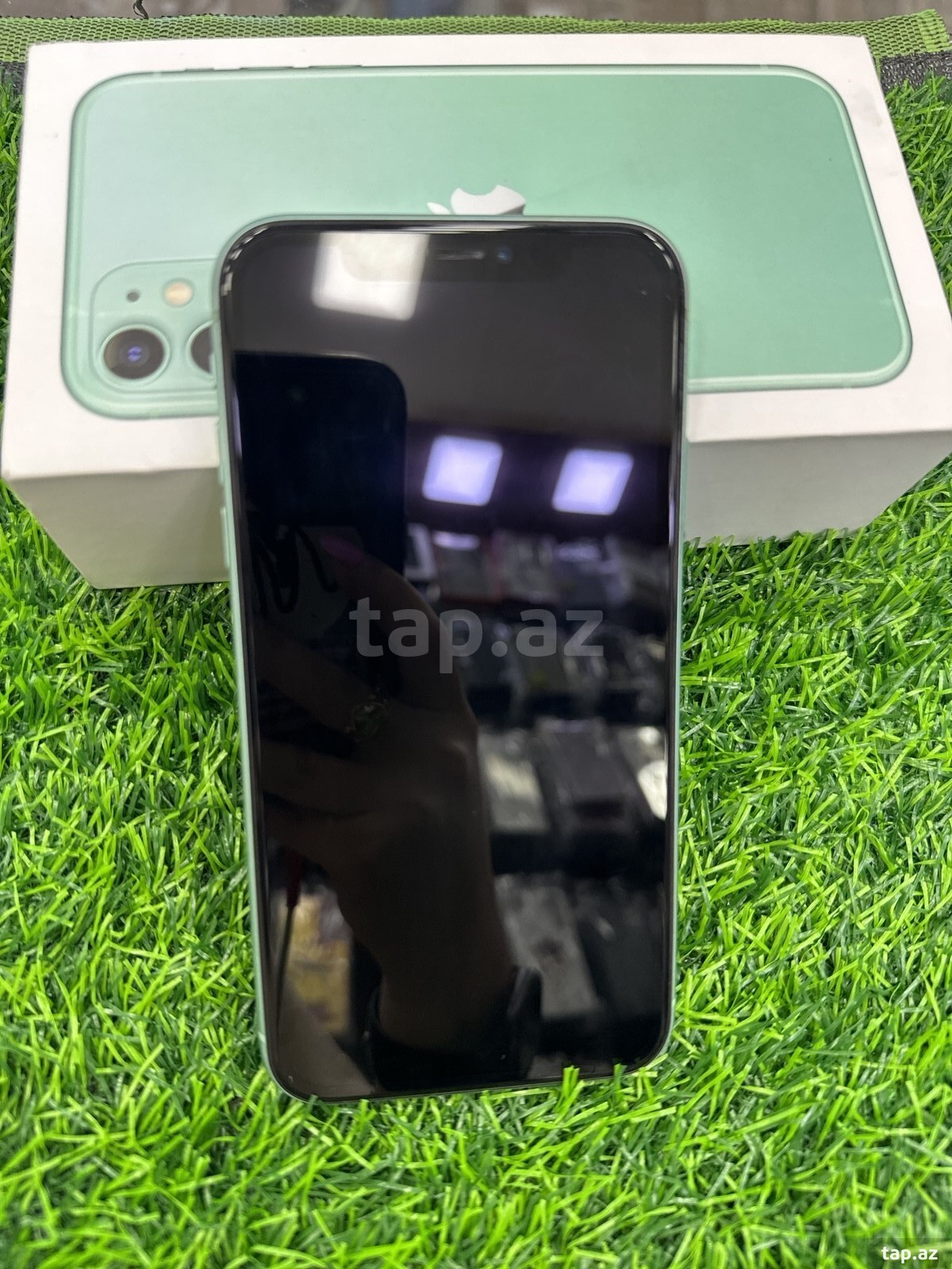 Apple iPhone 11 Green 128GB/4GB (4)